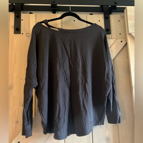 Express One Eleven Sweatshirt - Picture 6 of 6